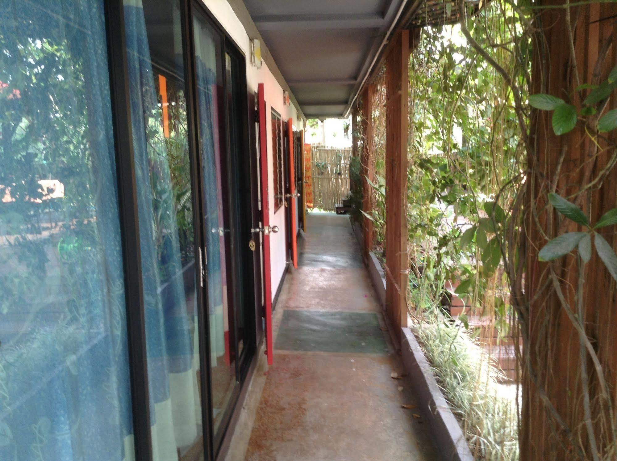 Hi Guesthouse Airport 清邁 外观 照片