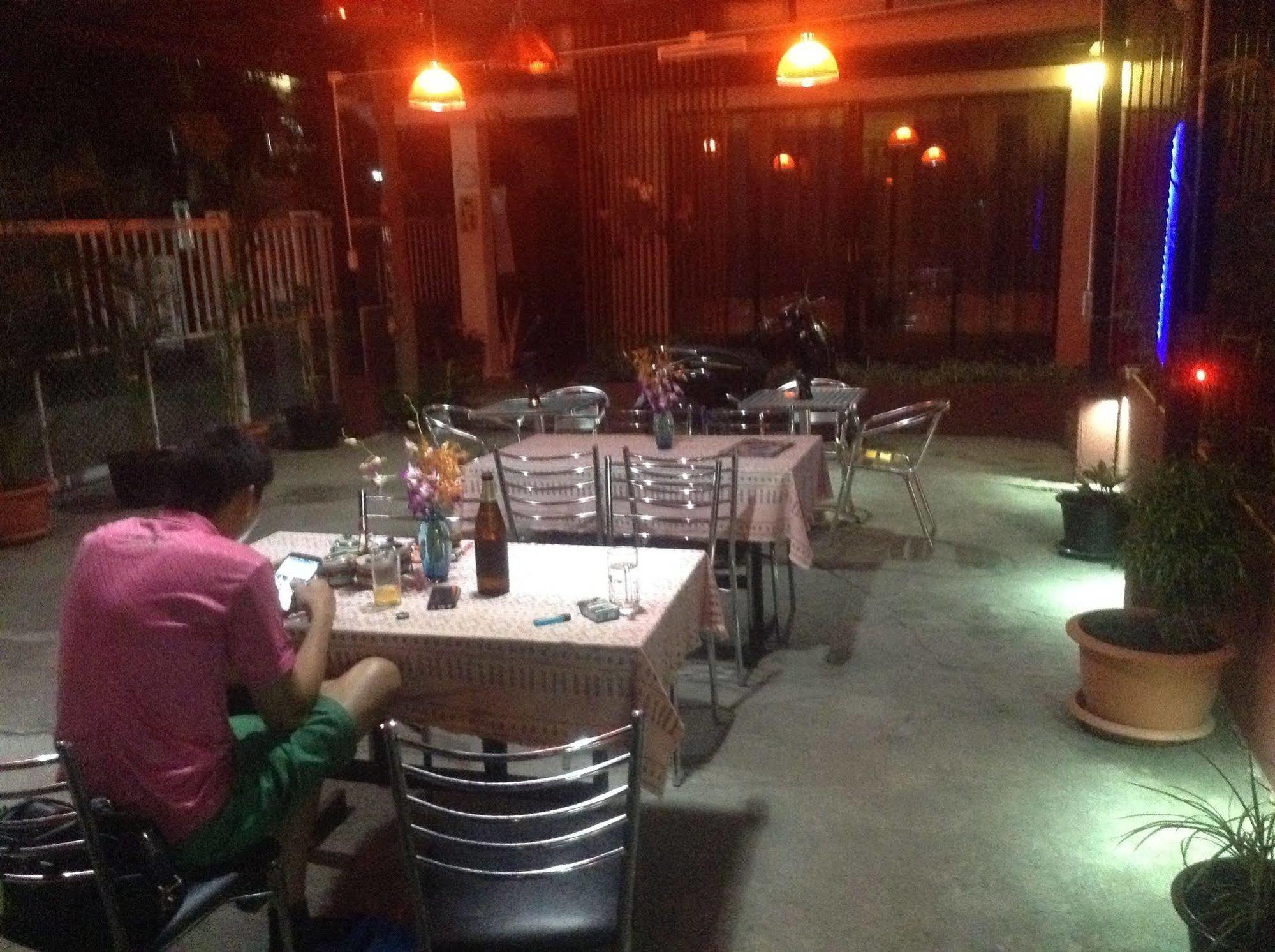 Hi Guesthouse Airport 清邁 外观 照片